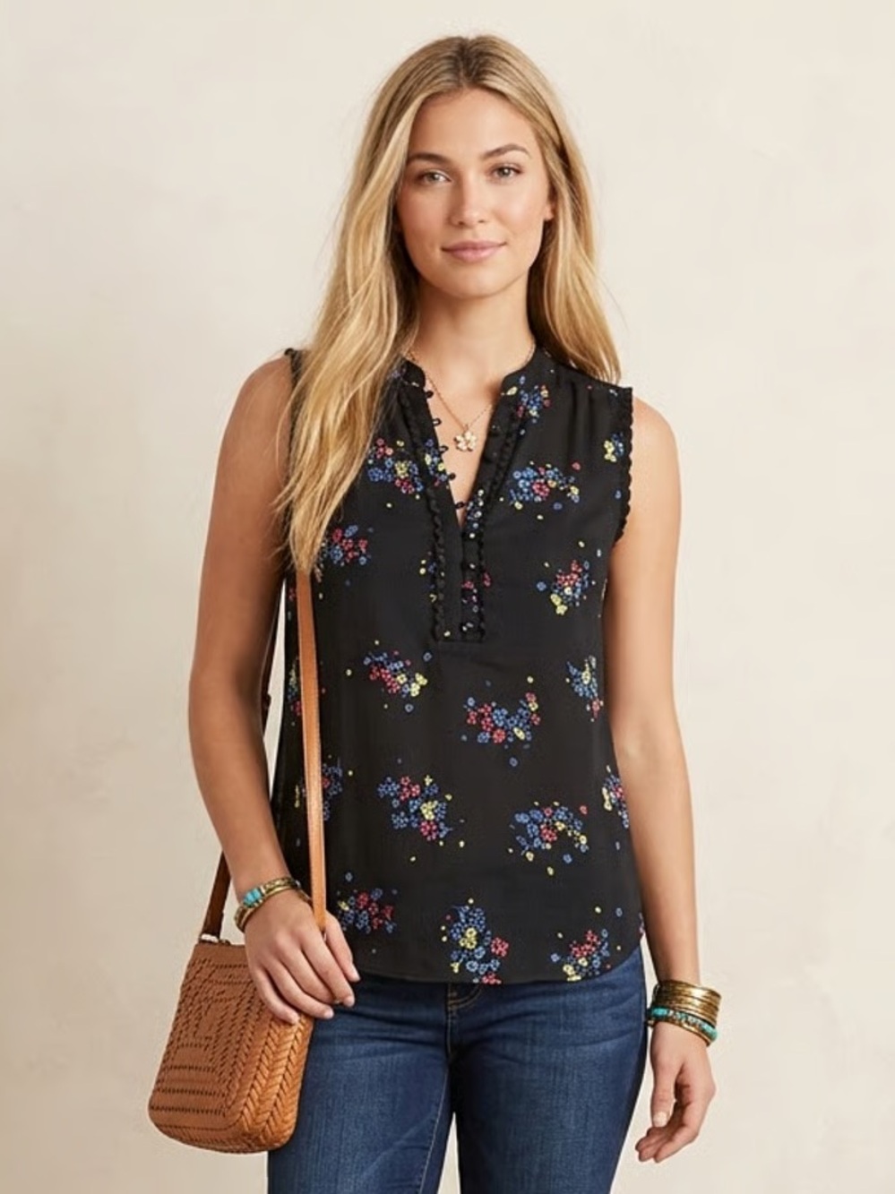 ANN TAYLOR | Black Floral Sleeveless Blouse